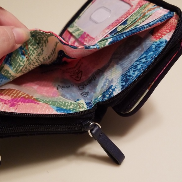 Vera Bradley Iconic All in One Crossbody - Picture 5 of 8